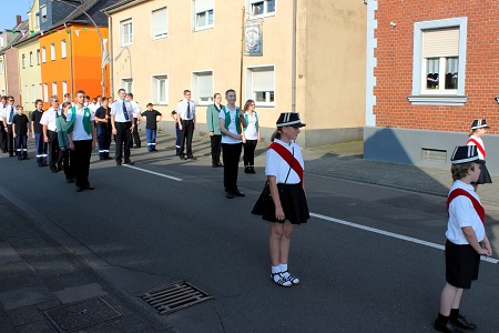 Schülerprinzessin Sabrina I. beim 74. Schützenfest in unserem Heimatort vom 9. August 2016