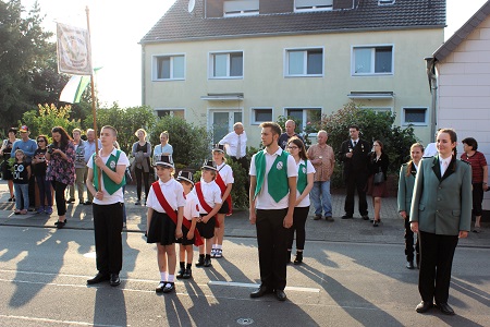 Schülerprinzessin Sabrina I. beim 74. Schützenfest in unserem Heimatort vom 9. August 2016