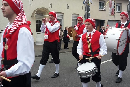 Rosenmontagszug des Festkomitee Worringer Karneval von 1886 e.V. am 27. Februar 2017