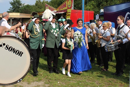 Festumzug des 91. Schützen- und Volksfestes der St. Sebastian Schützenbruderschaft Ensen-Westhoven 1926 e.V. am 27. August 2017