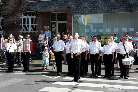 Großer Festzug des 488. Schützen- und Volksfestes der St. Sebastianus Schützenbruderschaft e.V. Pulheim gegründet 1530 am 20. Mai 2018