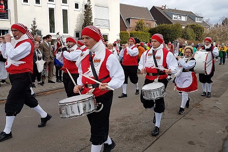 Rosenmontagszug des Festkomitee Worringer Karneval von 1886 e.V. am 4. März 2019