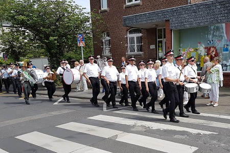 Großer Festzug des 489. Schützen- und Volksfestes der St. Sebastianus Schützenbruderschaft e.V. Pulheim gegründet 1530 am 9. Juni 2019