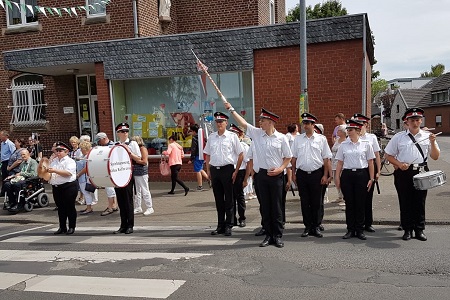 Großer Festzug des 489. Schützen- und Volksfestes der St. Sebastianus Schützenbruderschaft e.V. Pulheim gegründet 1530 am 9. Juni 2019