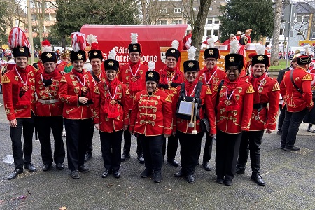 Rosenmontagszug des Festkomitees Kölner Karneval von 1823 e.V. am 12. Februar 2024