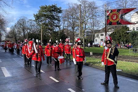 Rosenmontagszug des Festkomitees Kölner Karneval von 1823 e.V. am 12. Februar 2024
