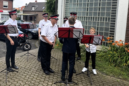 Ständchen zu Cornelius Beiers Konfirmation am 30. Juni 2024