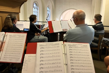 Heilige Messe in der Ortskirche St. Johann Baptist zum zehnten Jahrestag der Gründung unseres Spielmannszuges in Köln-Roggendorf/Thenhoven am 27. September 2024