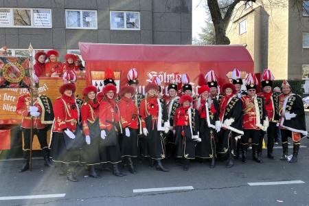 Rosenmontagszug des Festkomitees Kölner Karneval von 1823 e.V. in Köln am 3. März 2025