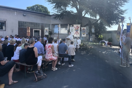 Fronleichnamsfest der katholischen Kirchengemeinde St. Pankratius Am Worringer Bruch in Köln-Rheinkassel/Langel am 19. Juni 2025