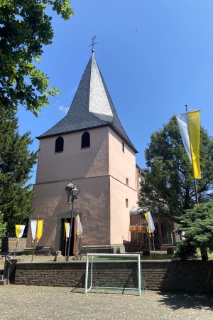 Fronleichnamsfest der katholischen Kirchengemeinde St. Pankratius Am Worringer Bruch in Köln-Rheinkassel/Langel am 19. Juni 2025