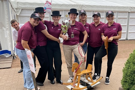 Reiterzug Stallgeflüster 2018 mit offenen Armen empfangen und direkt erfolgreich in Köln-Roggendorf/Thenhoven vom 4. August 2025