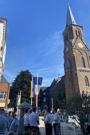 Großer Festumzug und Königsparade des Schützenfestes des Bürgerschützenvereins 1849 Grevenbroich e.V. in Grevenbroich am 7. September 2025