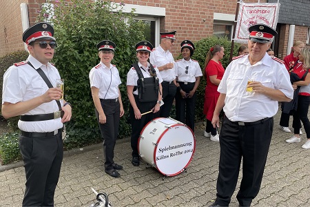 Abholung des Zacheies' beim Escher Dorffest (Escher Kirmes - Kirchweih) der Dorfgemeinschaft »Greesberger« Esch 1953 e.V. in Köln-Esch am 13. September 2025
