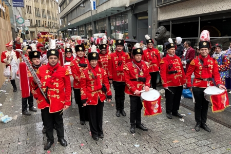 Rosenmontagszug des Festkomitees Kölner Karneval von 1823 e.V. in Köln am 16. Februar 2026