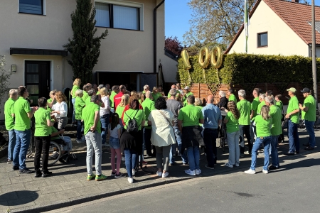 Abholung des Zacheies' des 100. Stiftungsfestes der Maigesellschaft "Greesberger" Auweiler e.V. gegr. 1926 in Köln-Auweiler am 25. April 2026