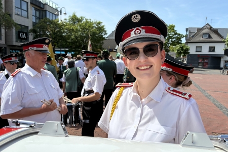 Großer Festzug des 496. Schützenfestes der St. Sebastianus Schützenbruderschaft e.V. Pulheim gegründet 1530 in Pulheim am 24. Mai 2026