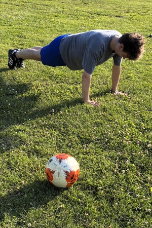 "Es lebe der Sport, er is g‘sund und mocht uns hoat." in Köln-Roggendorf/Thenhoven am 15. Juni 2026