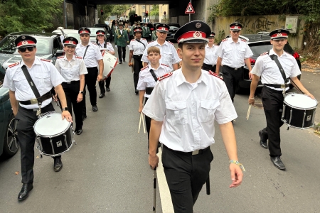 Großer Festzug und Platzkonzert des Schützenfestes der St. Hubertus Schützenbruderschaft Porz-Gremberghoven 1924 e.V. in Köln-Gremberghoven am 5. Juli 2026